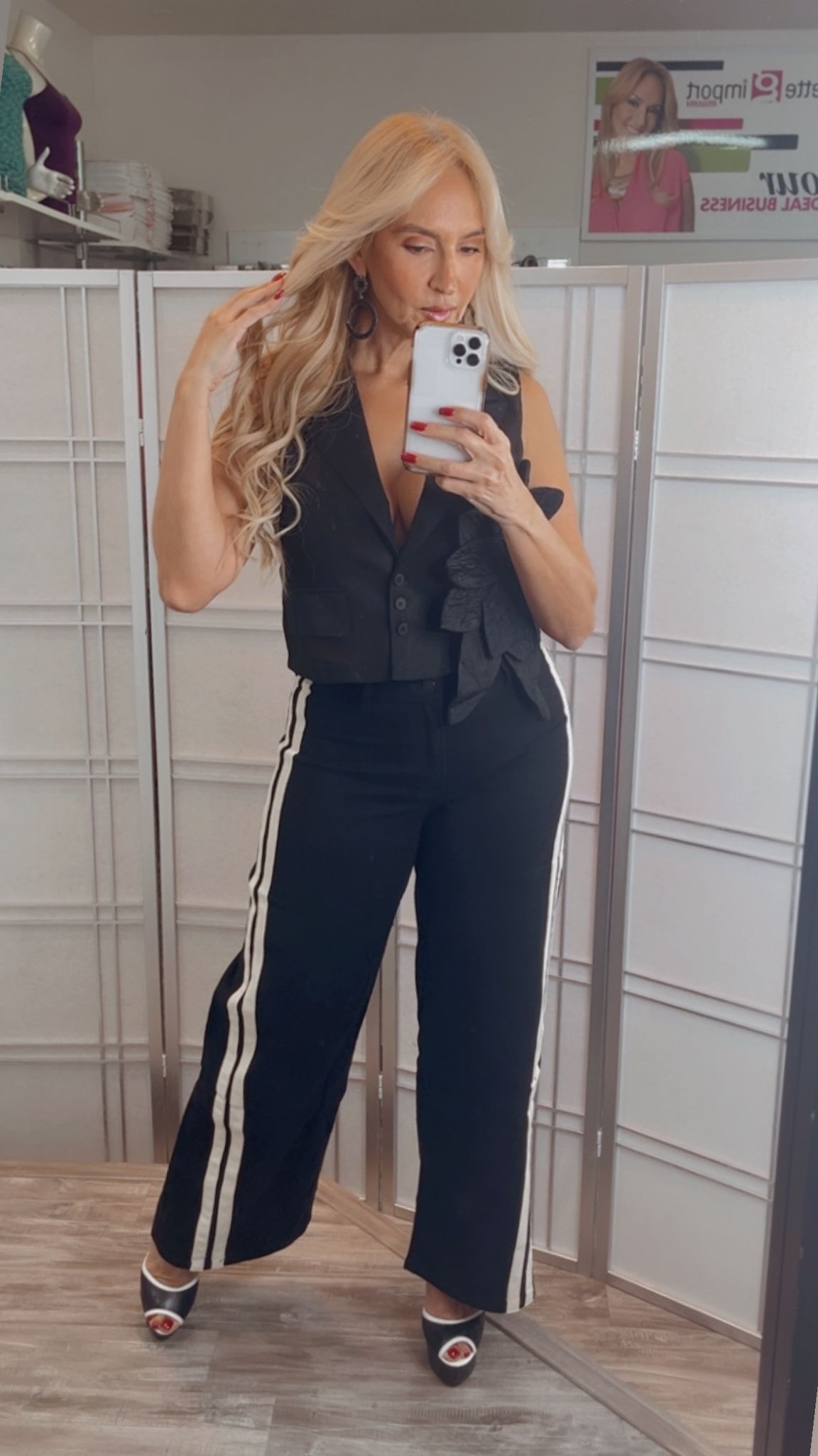 FLOWER VEST