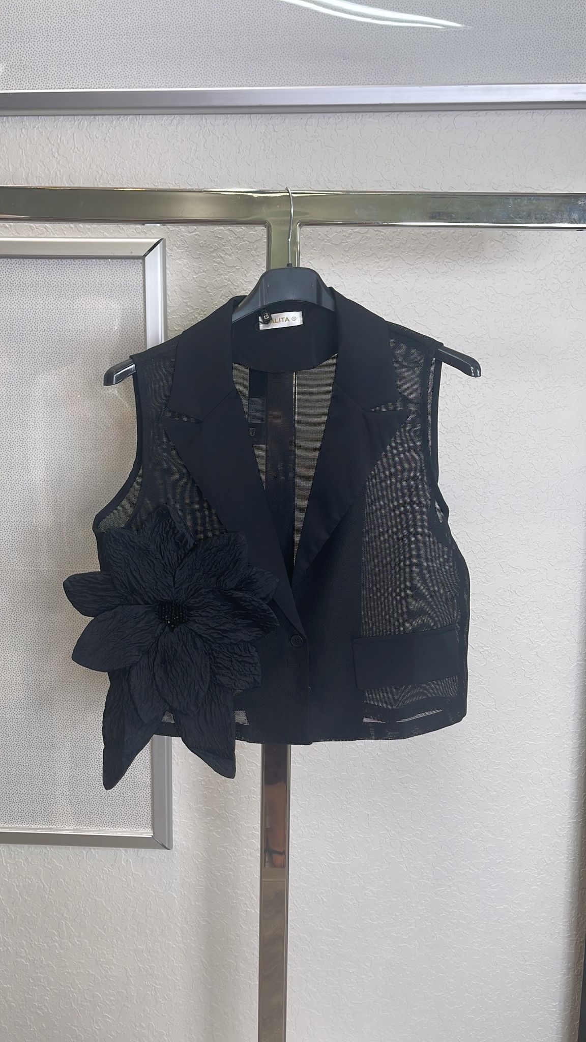 FLOWER VEST