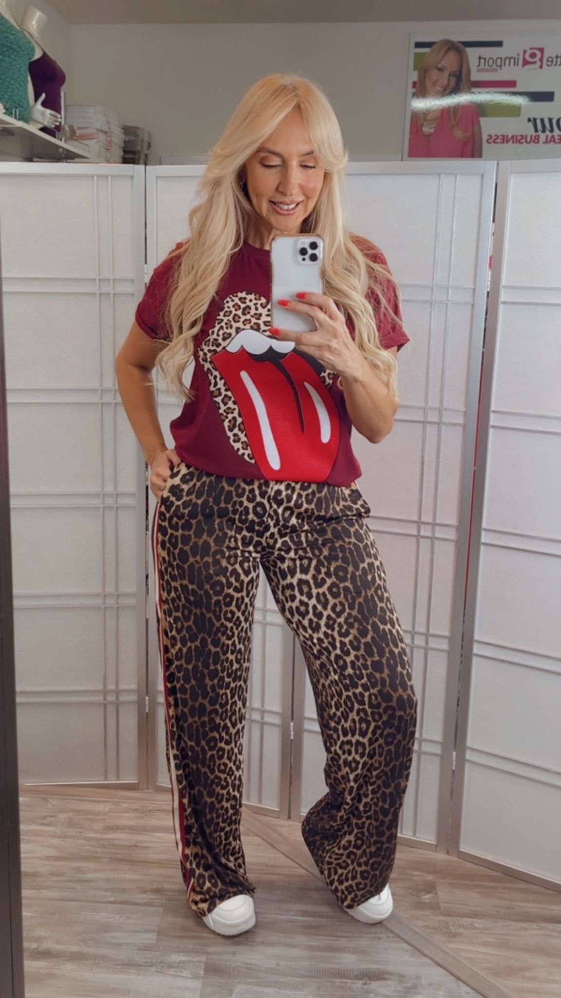 SWAN PANTS