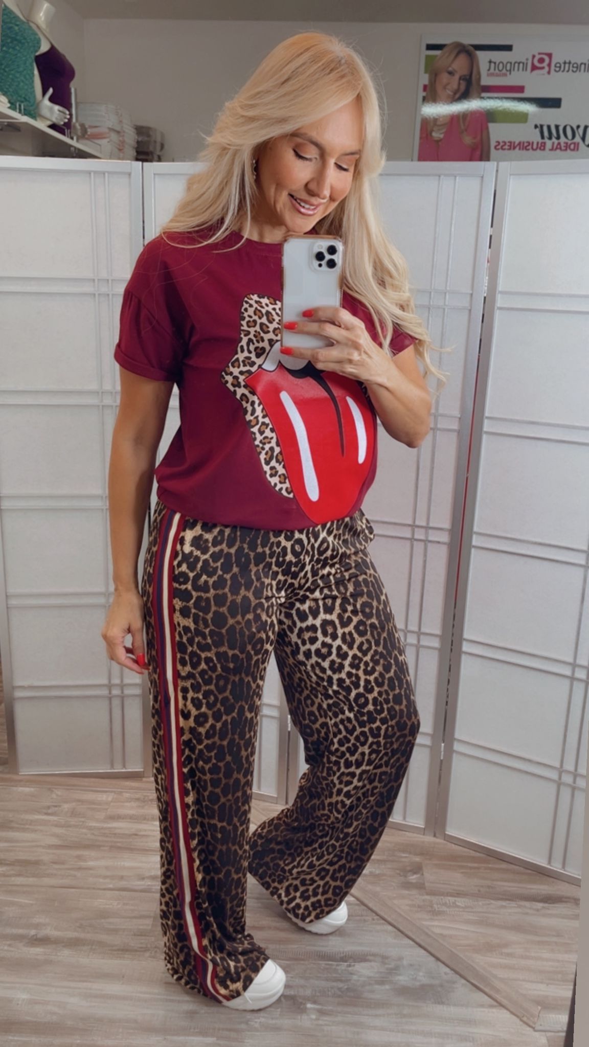SWAN PANTS