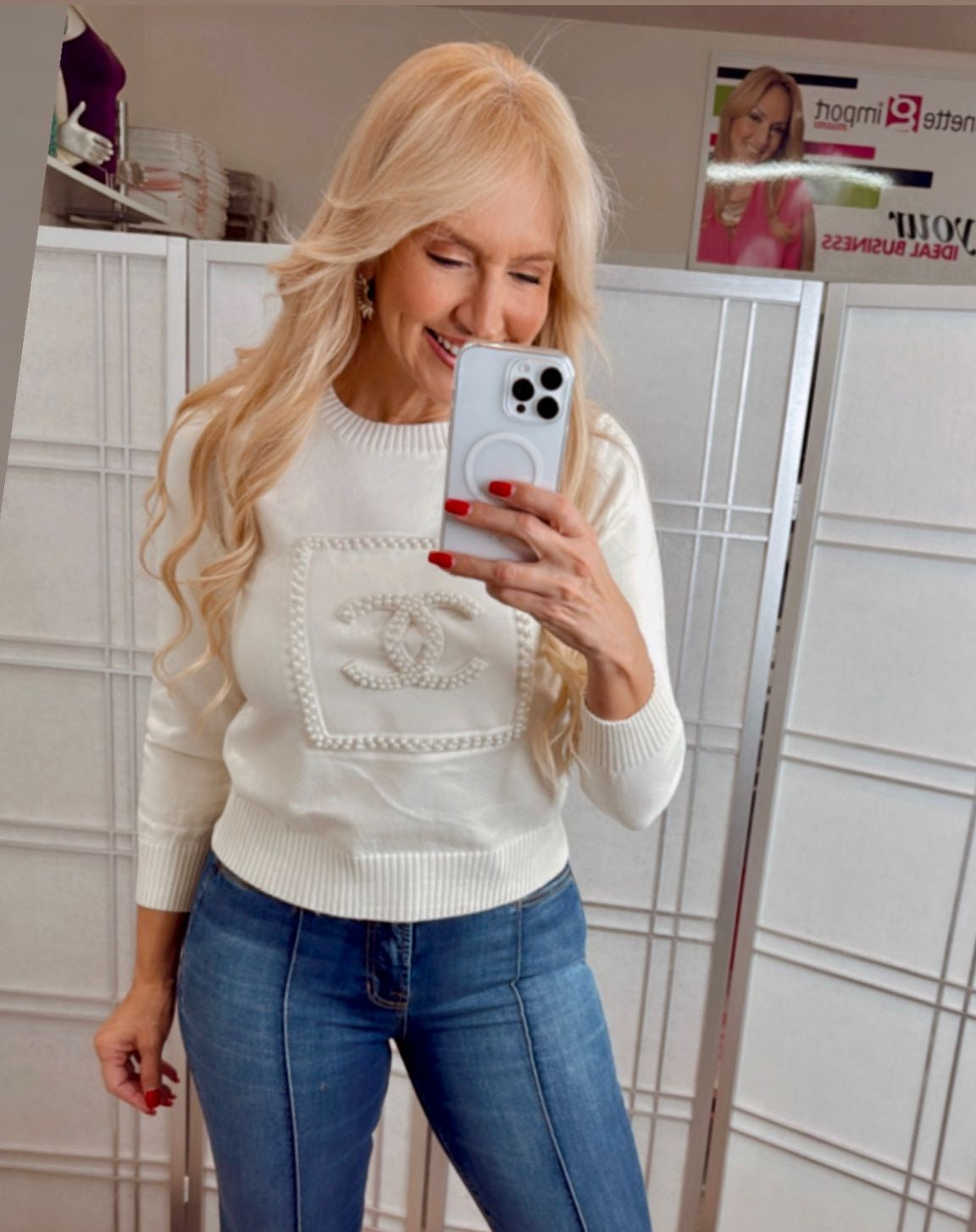 CHANNEL SWEATER