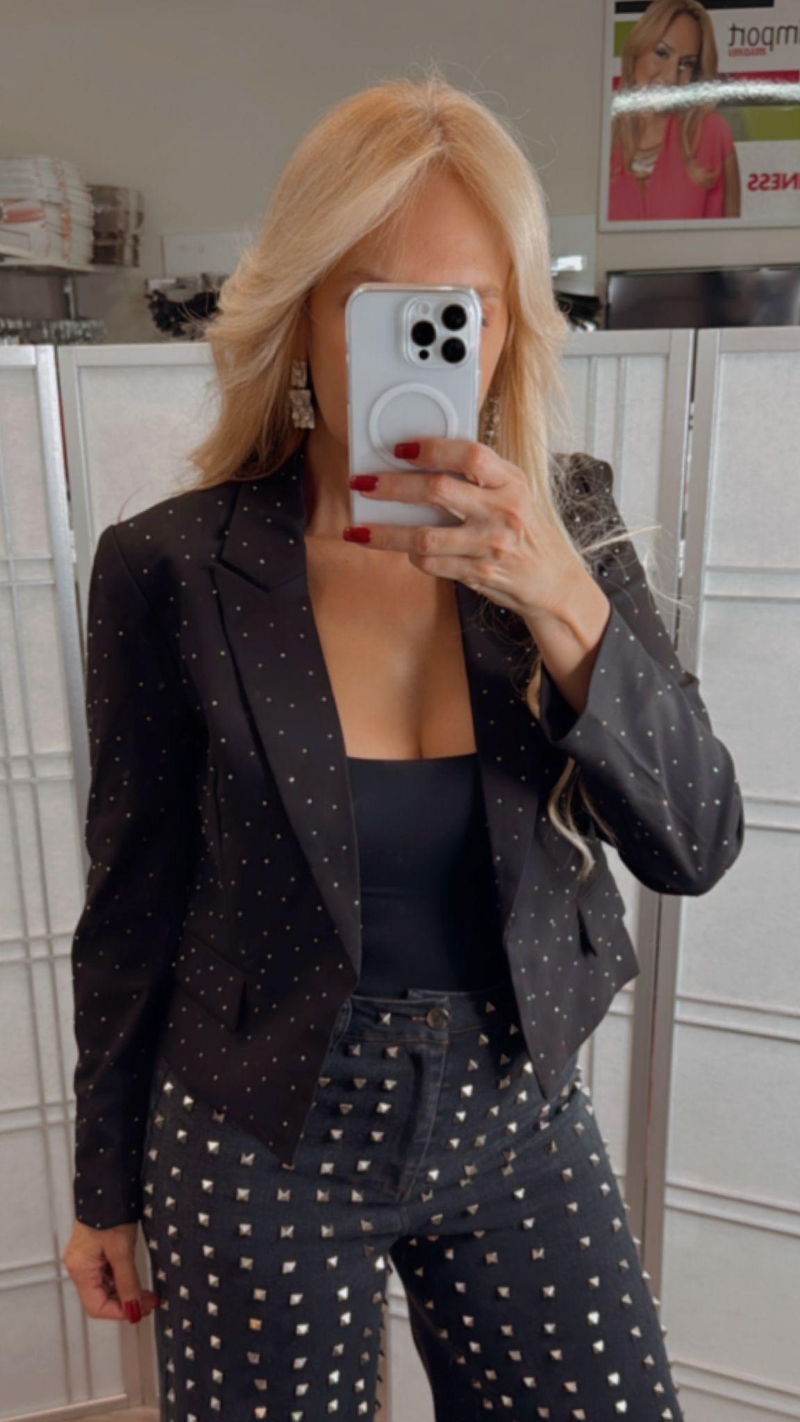 LEILA BLAZER