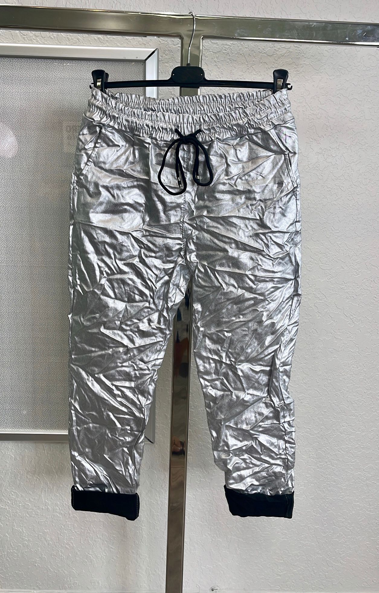 JOGGER SILVER METALIZADO